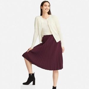 Uniqlo Pleated Skirt